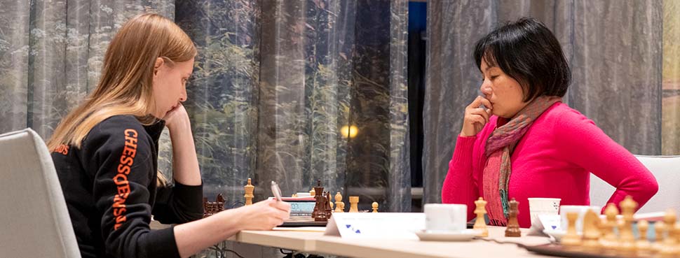 Reinderman en Janssen struikelen