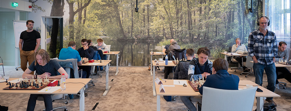 Hoogeveen Open van start zonder matches maar mét zinderende partijen